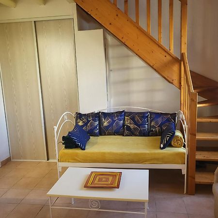 Maison Vacances Climatisee A 20 Minutes De La Mer Галарг-льо-Монтю Екстериор снимка